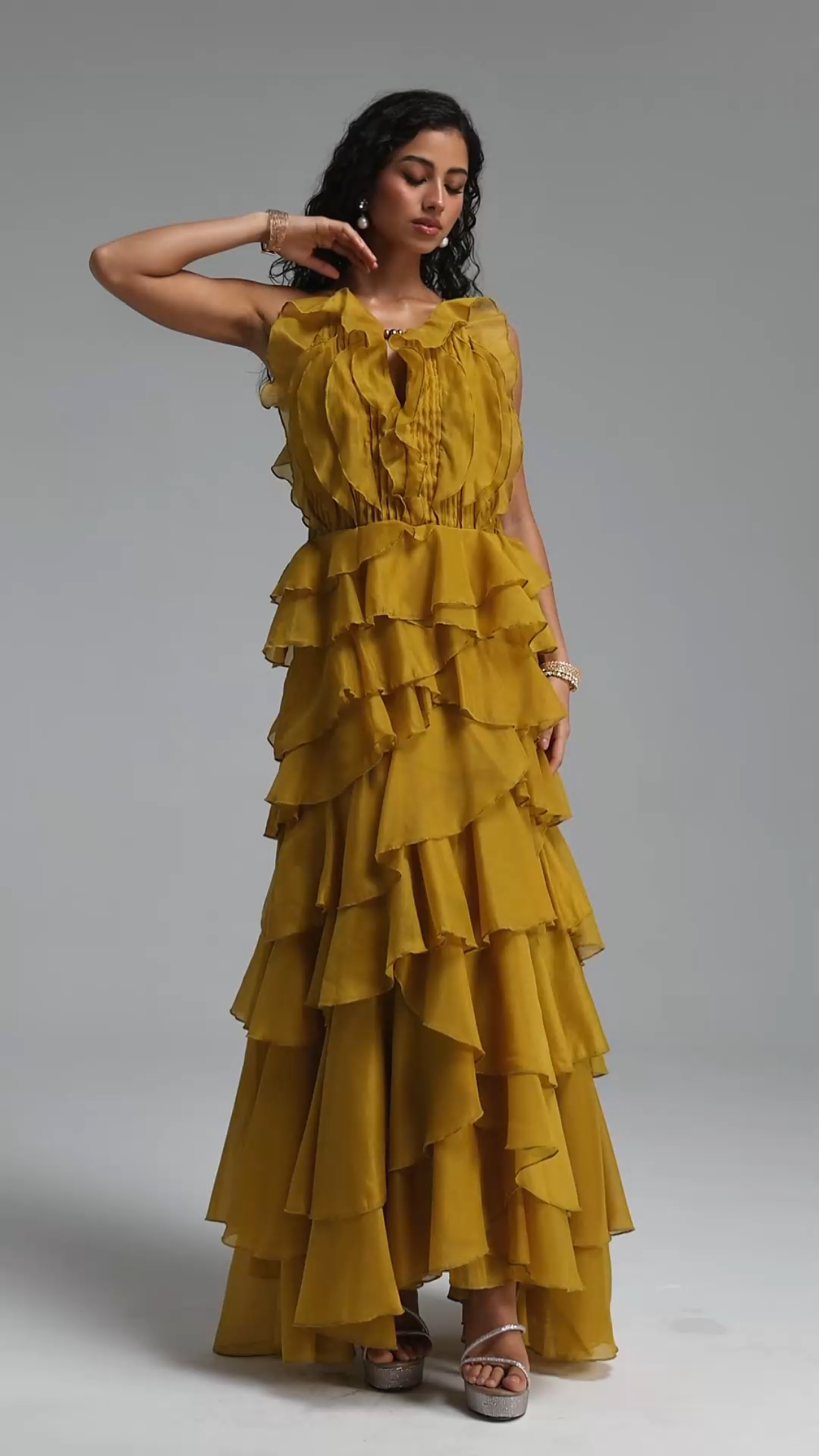 Ksenia Vintage Flowy Halter Tiered Ruffle Maxi Dress