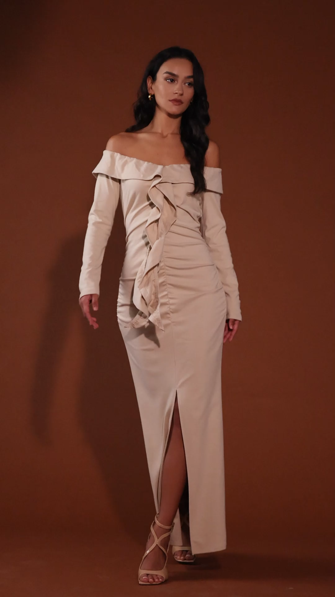 Momo Off Shoulder Long Sleeves Maxi Dress