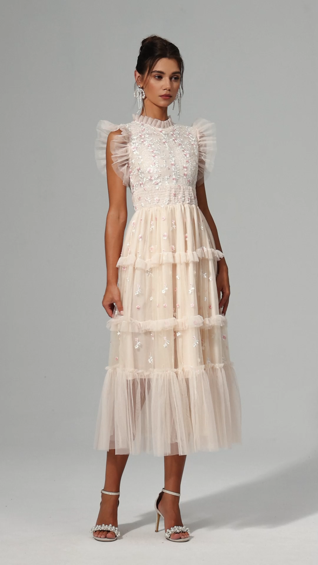 Quinny Round Neck Folds Sleeveless Midi Dress