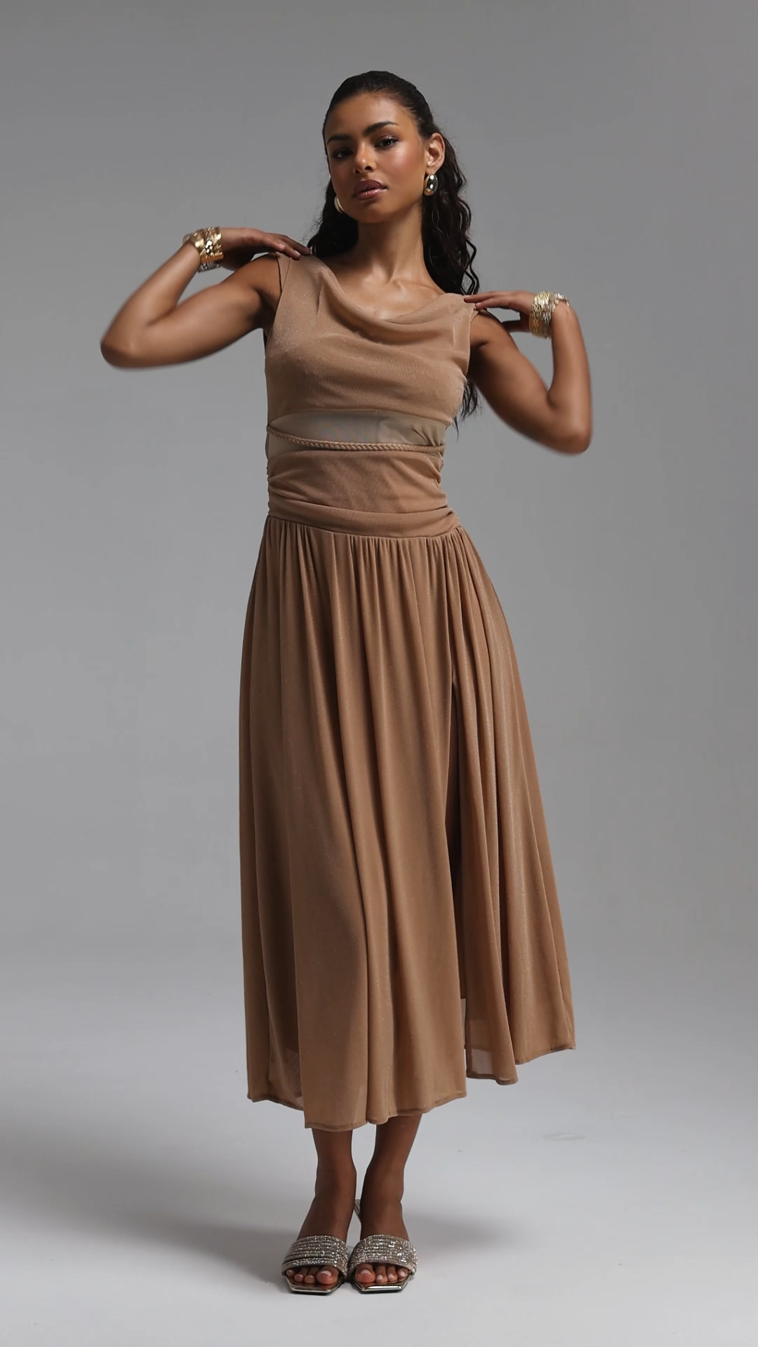 Zavala Romantic Flowy Sleeveless Lace Trimmed Knit Midi Dress