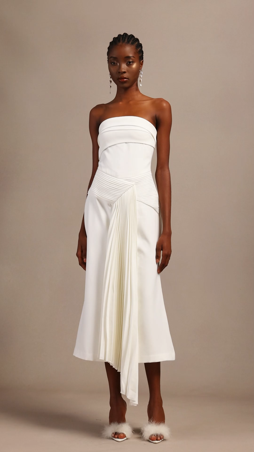 Trese Sleevess Fold Maxi Dress