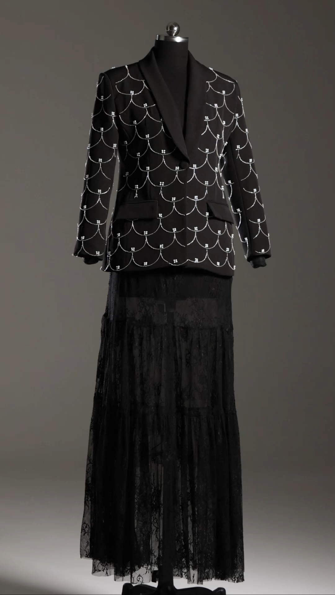 Terela Classic Tailored Long Sleeve Fish Scale Blazer