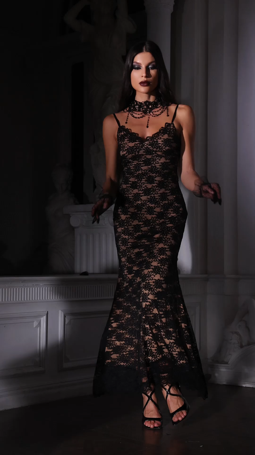 Wenesa Lace Maxi Dress