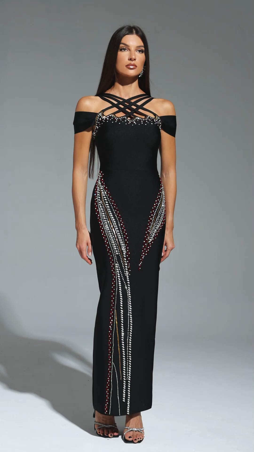 Ternan Sleeveless Diamond Hollow Out Bandage Maxi Dress