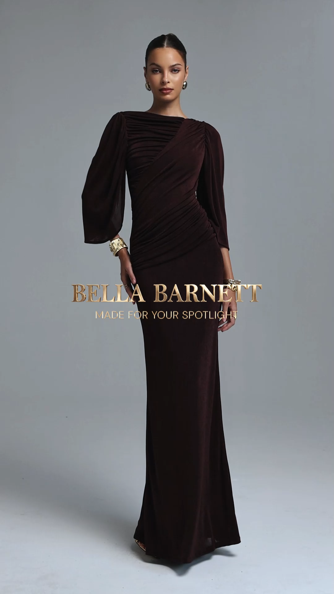 Quany Elegant Contour Long Sleeve Ruched Knit Maxi Dress