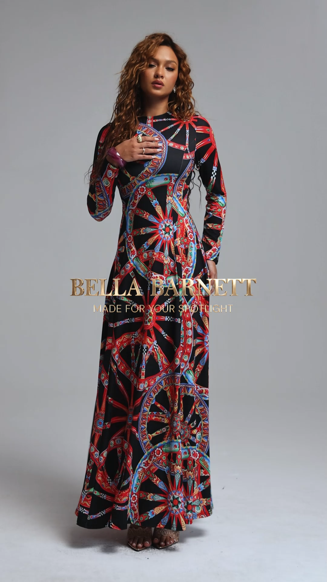 Hainsley Chic Contour Round Neck Long Sleeve Print Woven Maxi Dress