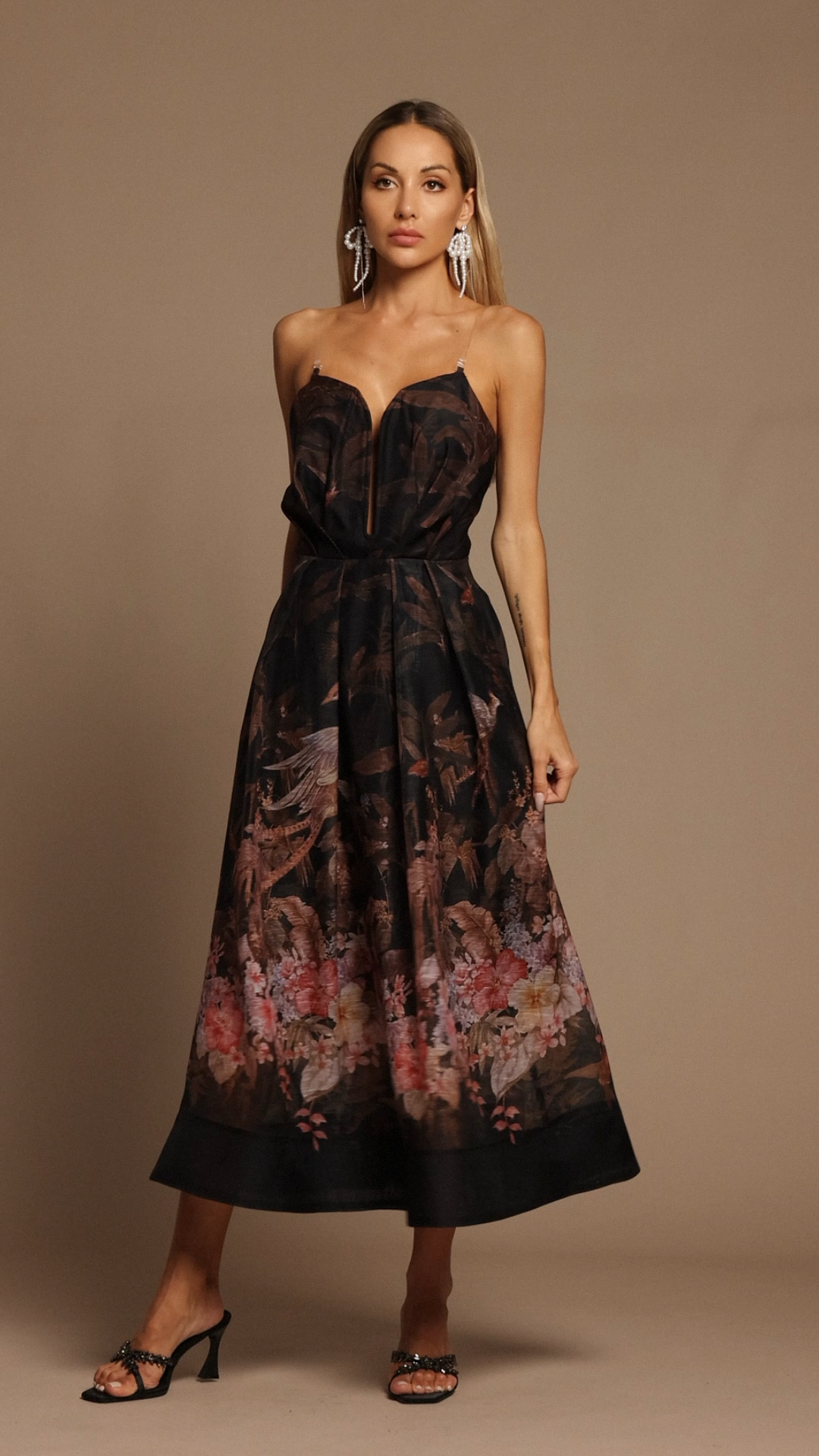 Mailik Sleeveless Floral Printed Midi Dress