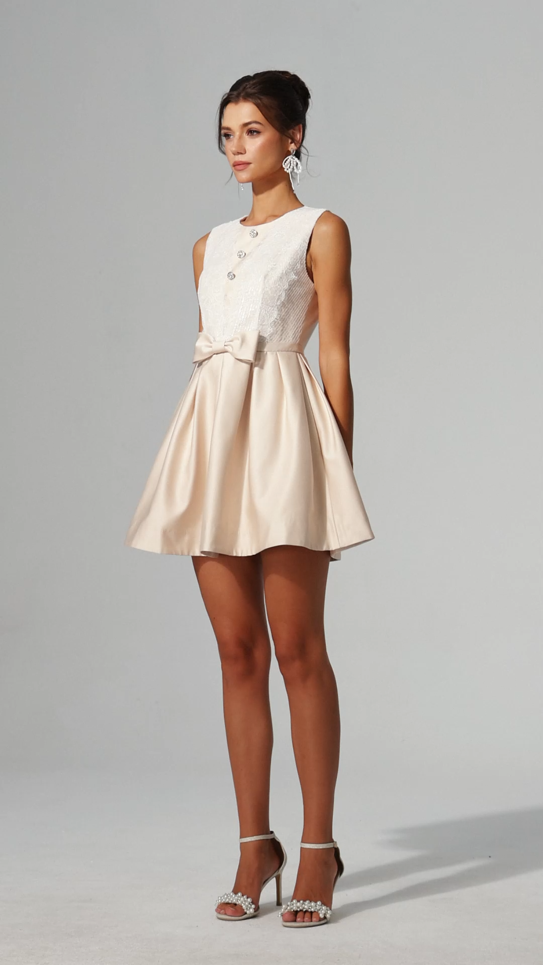 Frances Round Neck Sleeveless Flowers Lace Mini Dress