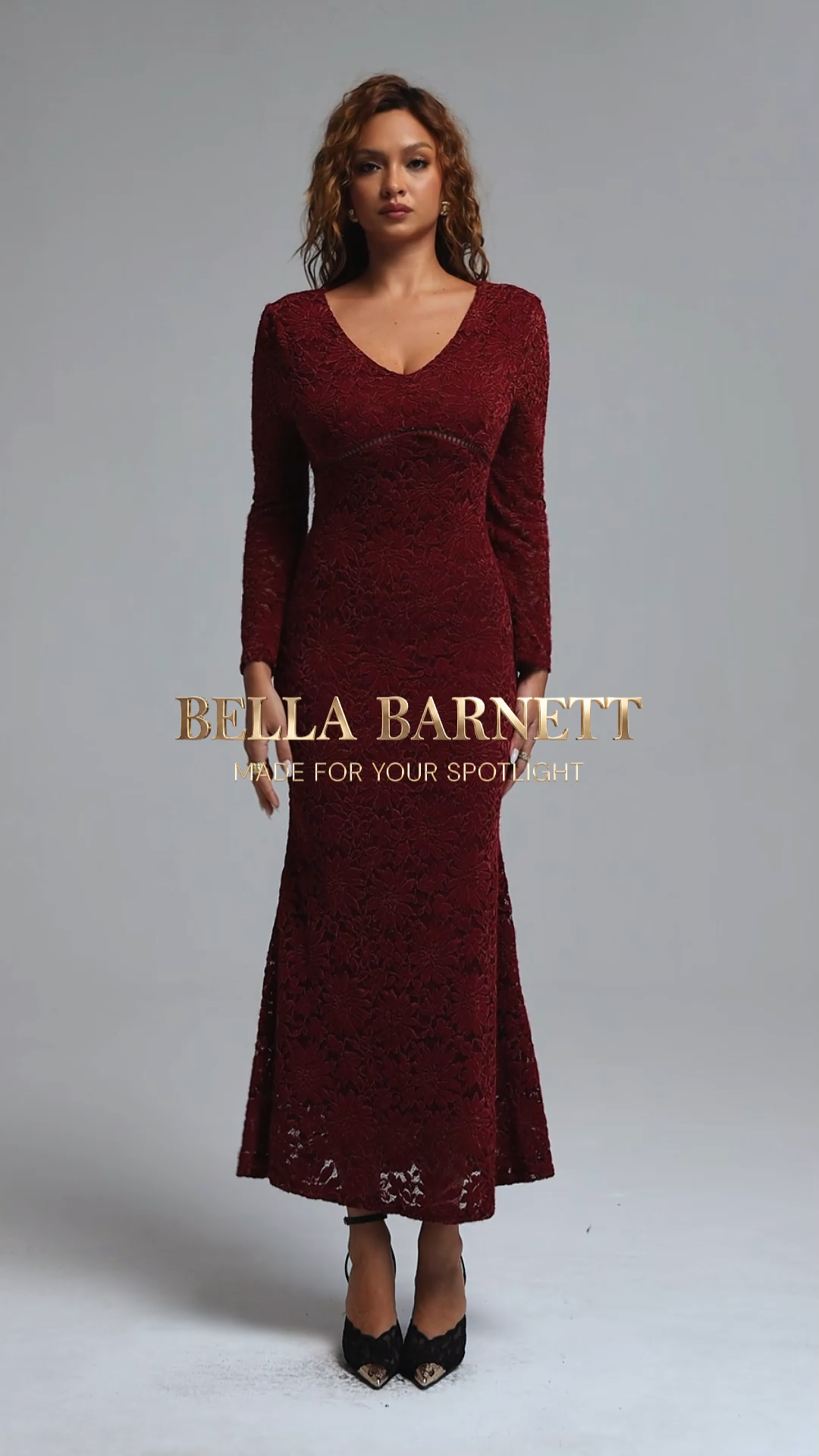 Rago Elegant Contour V-Neck Long Sleeve Floral Lace Maxi Dress