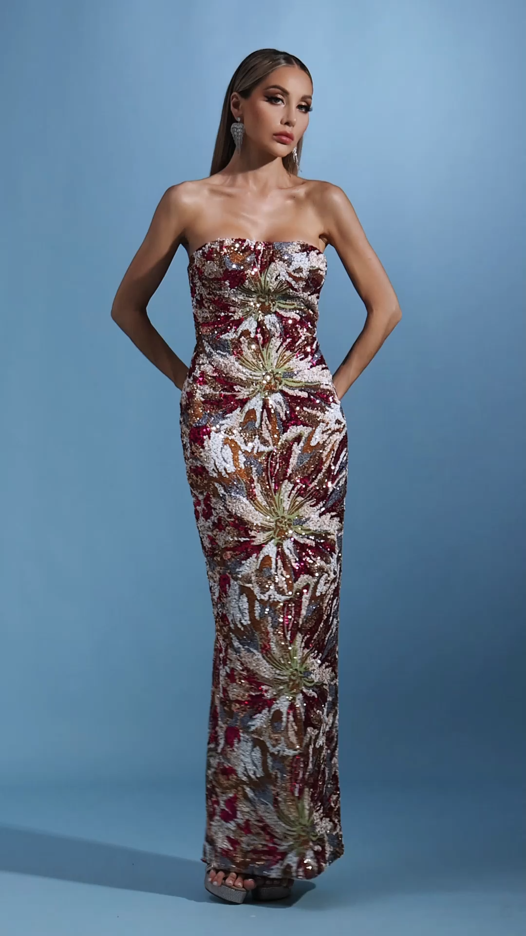 Locia Sleeveless Sequins Maxi Dress