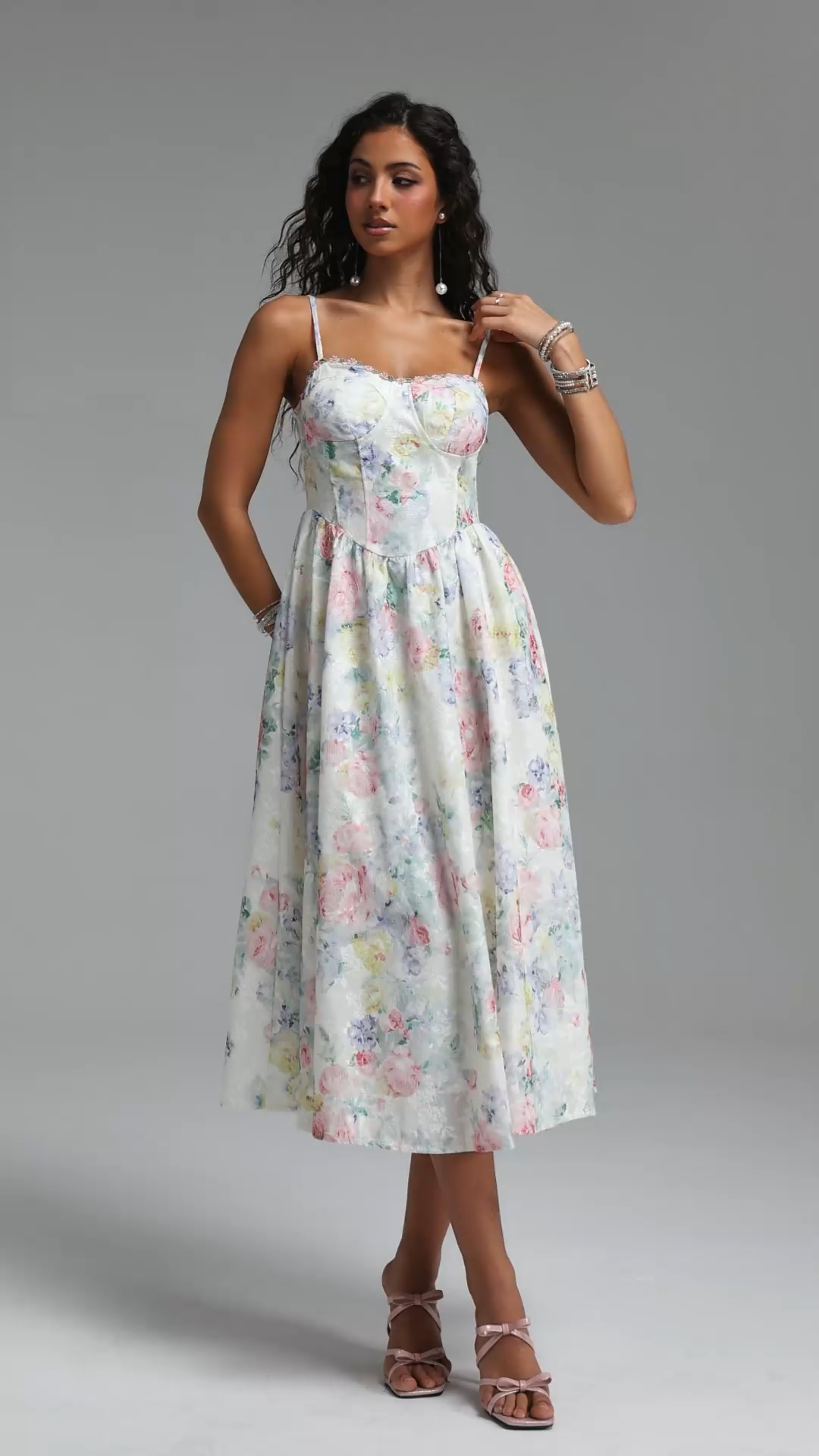 Enya Resort Flowy Sleeveless Floral Print Woven Maxi Dress