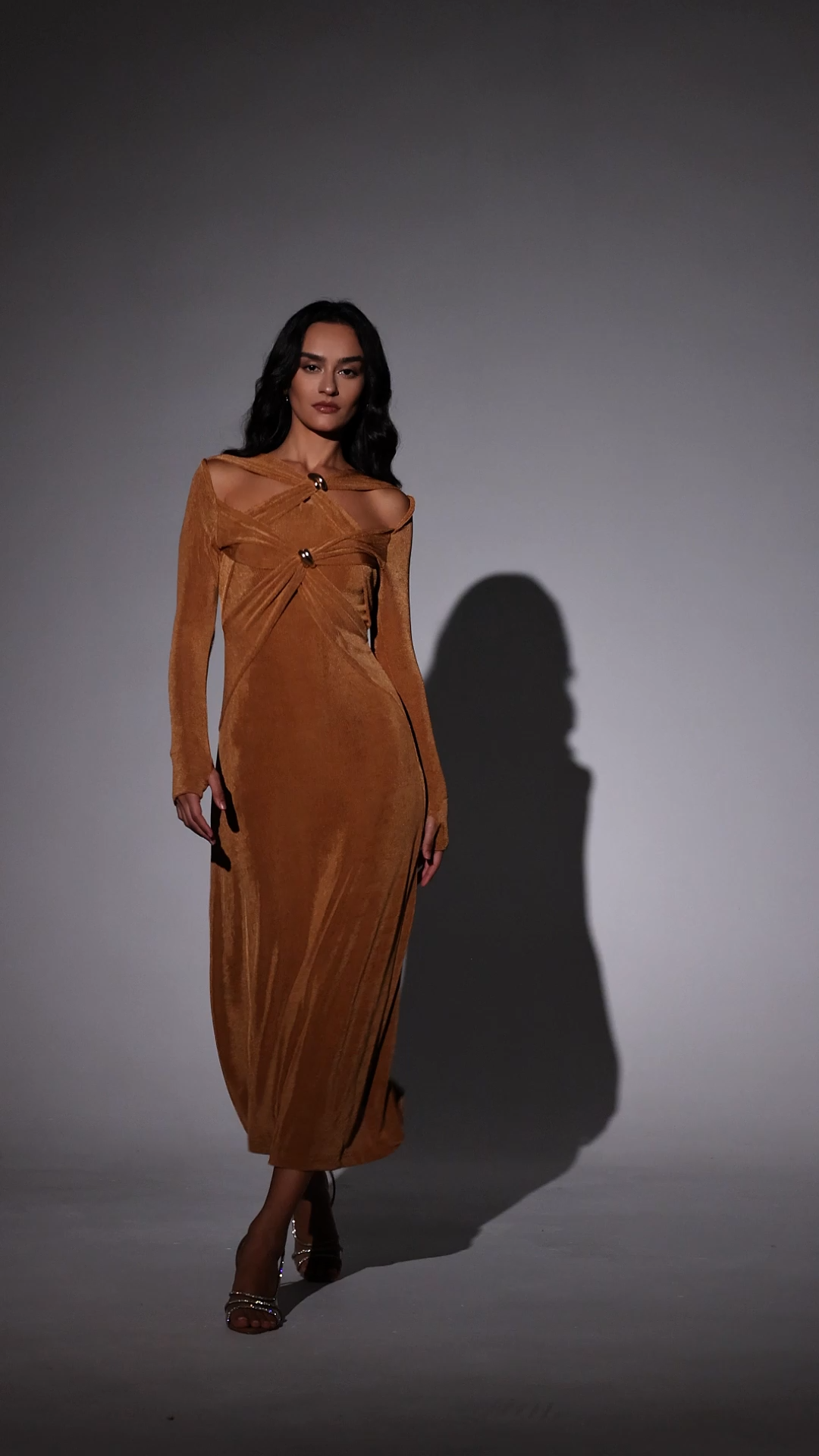 Huresa Long Sleeves Maxi Dress