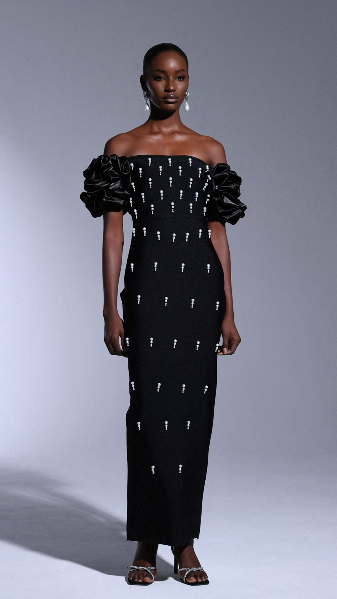 Yarera Strapless Pearls Bandage Maxi Dress