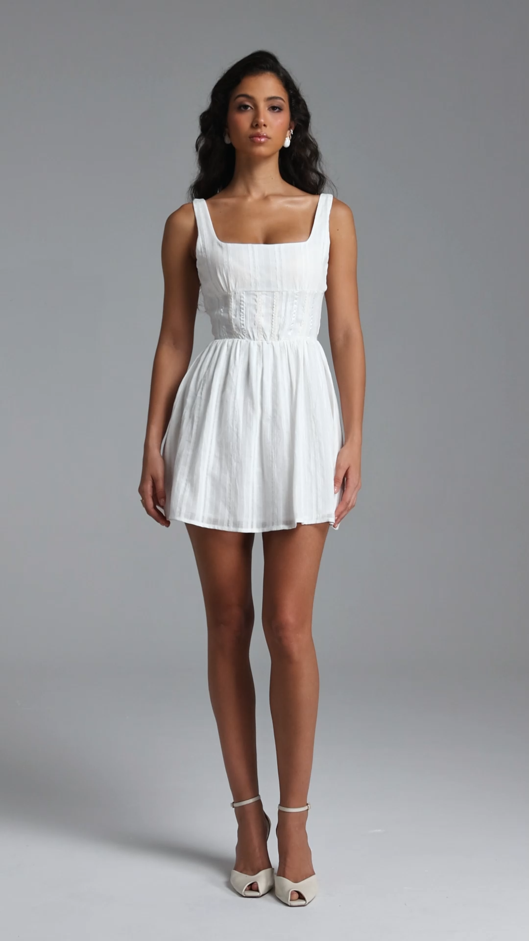 Ternan Romantic Flowy Sleeveless Woven Mini Dress