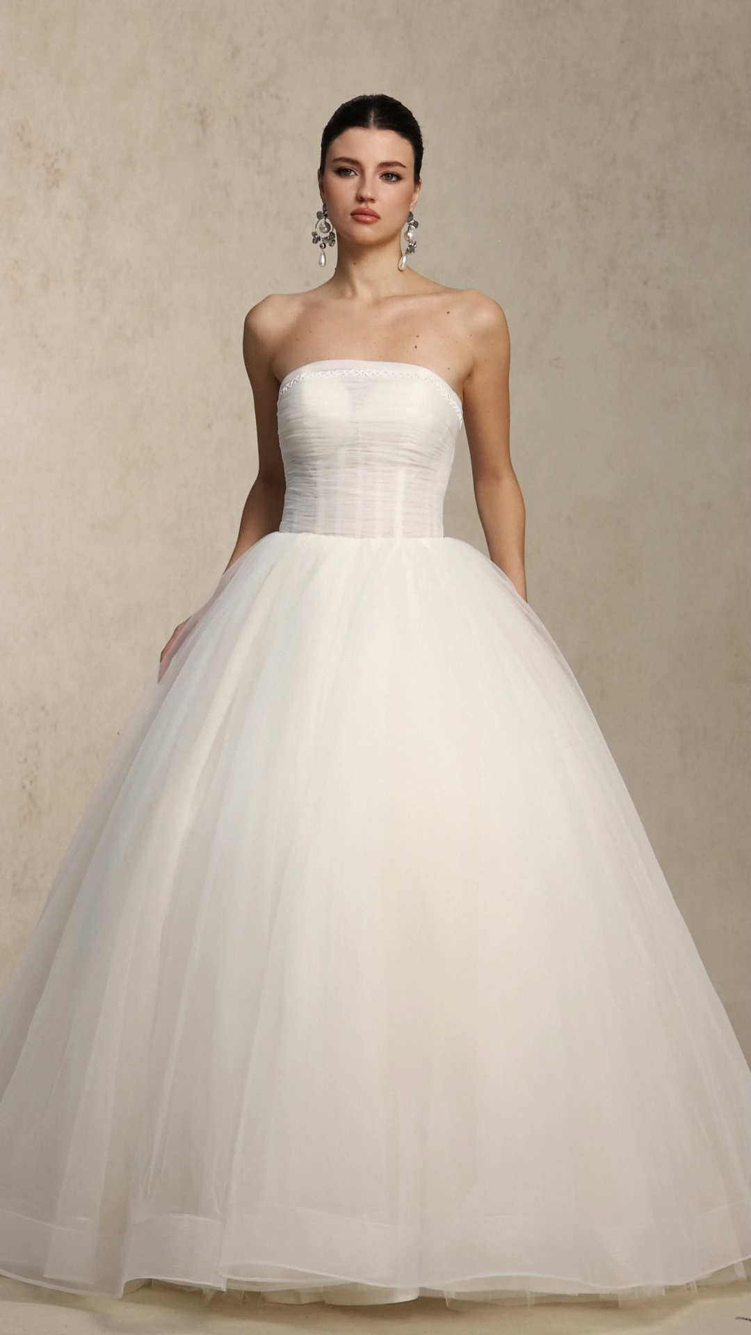 Rury Vintage elegant Strapless Cinched Waist Ruched White Tulle Princess Wedding Gown