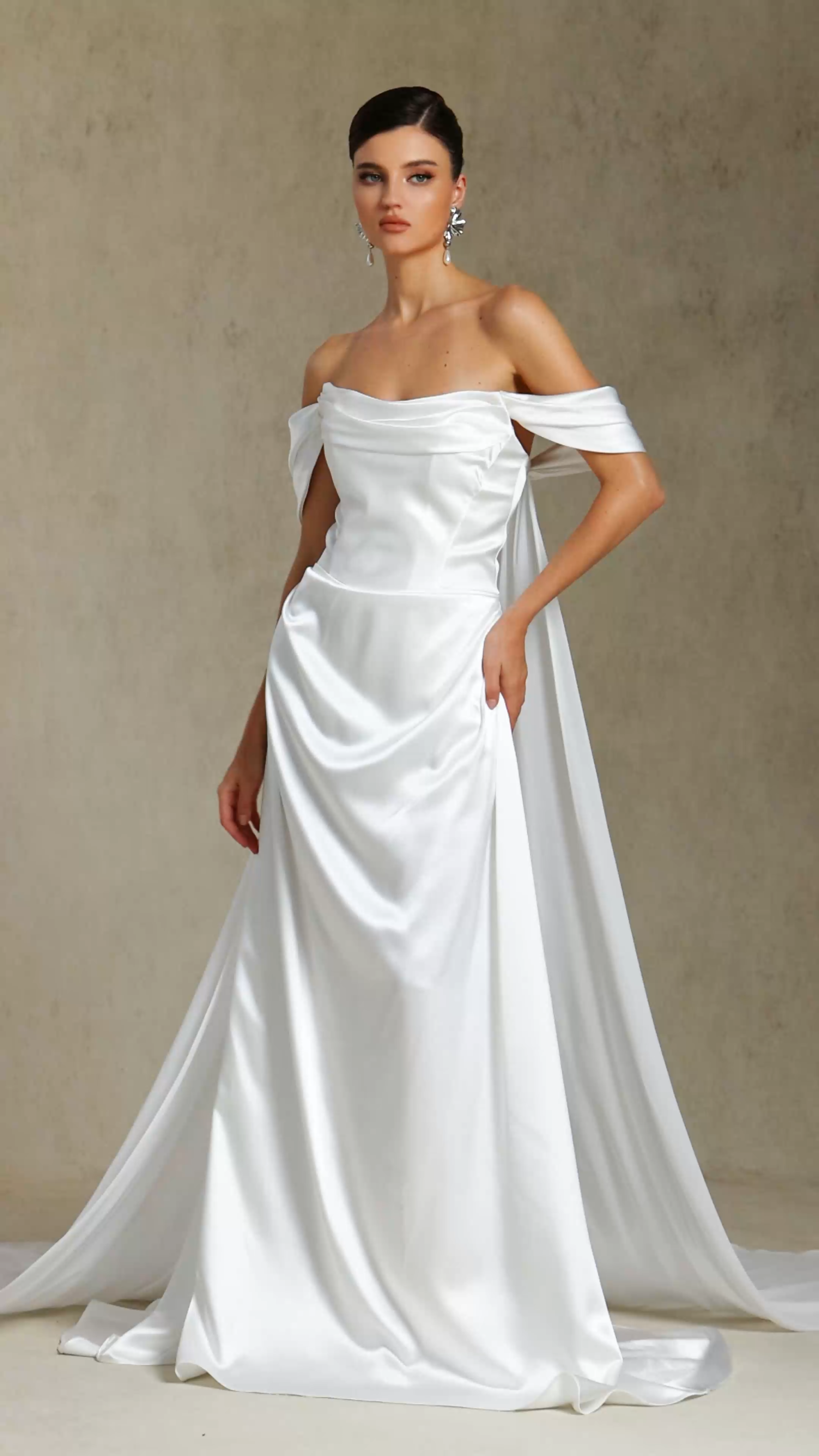 Edith One-shoulder slimming maxi wedding dress