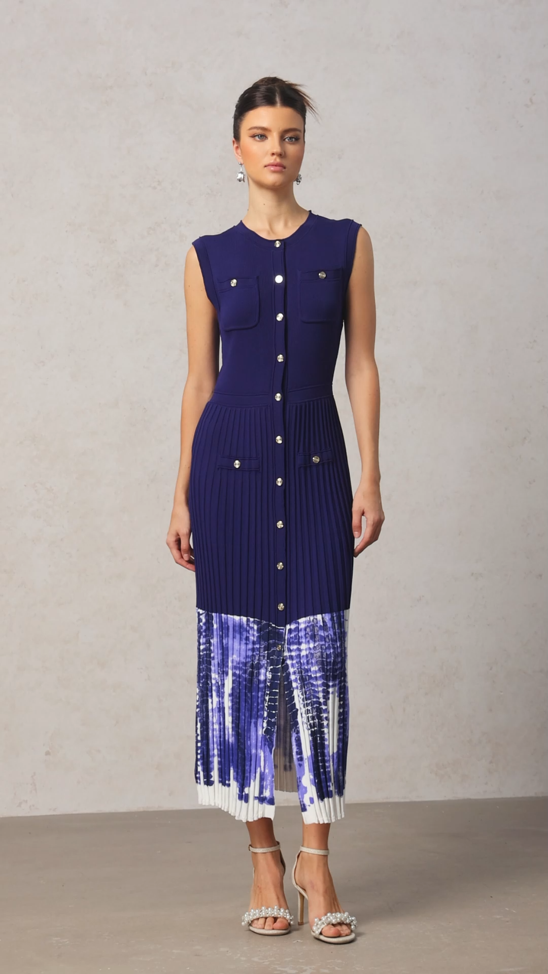 Samantha Round Neck Sleeveless Maxi Dress