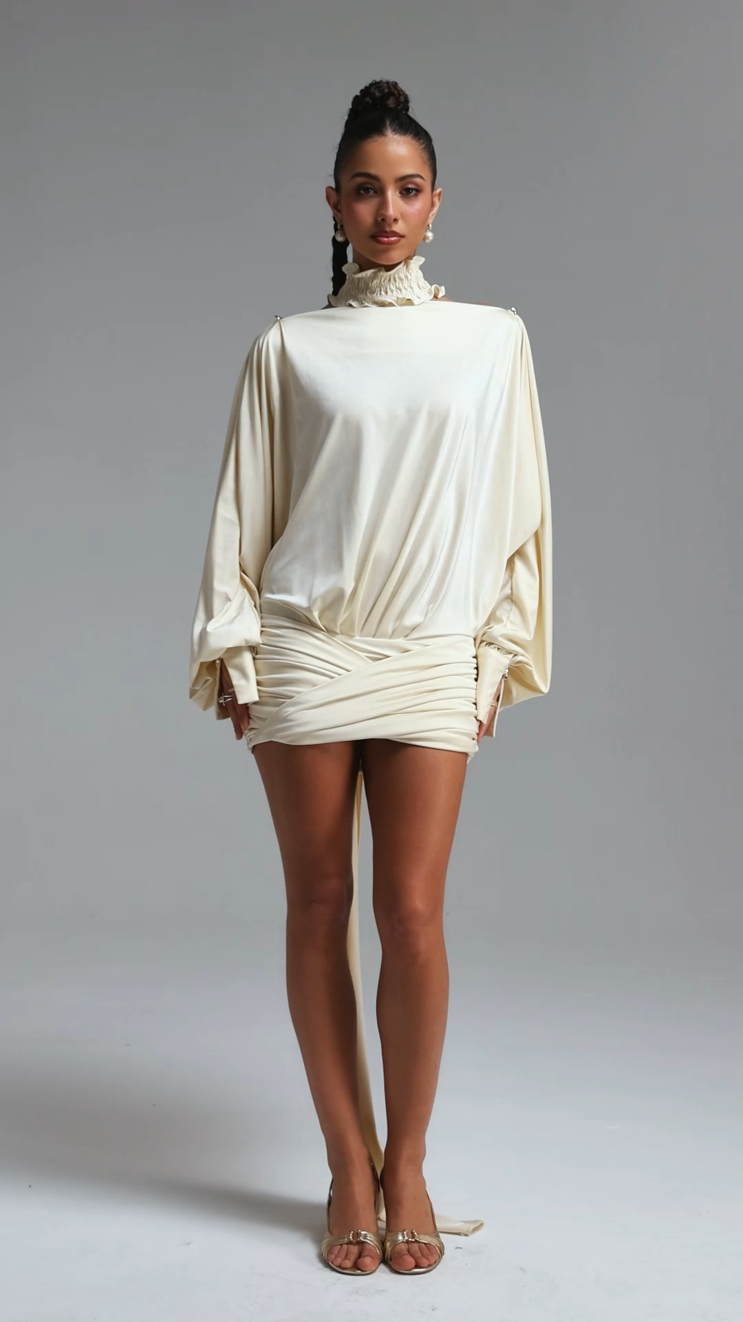 Silila Romantic Flowy Long Sleeve Backless Ruched Knit Mini Dress