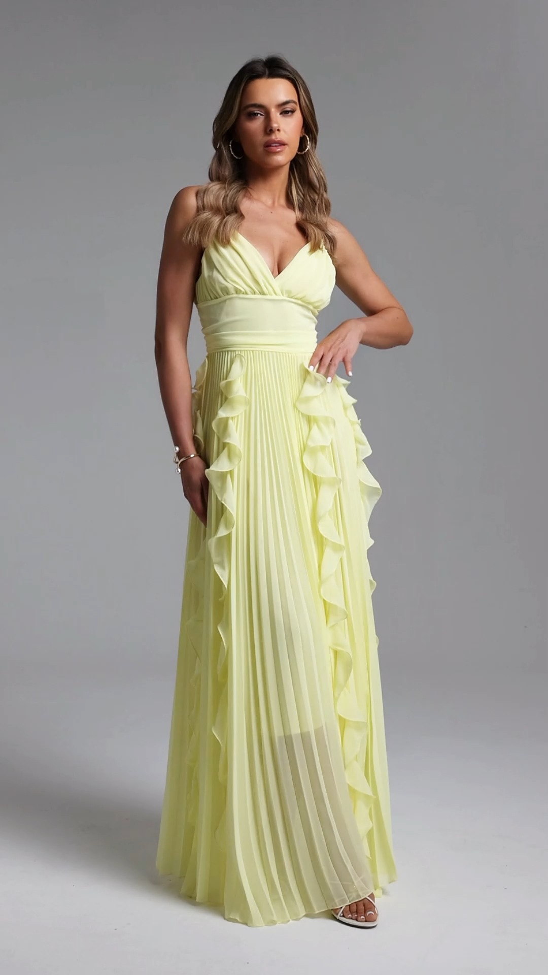 Viky Elegant Flowy Sleeveless Pleated Ruffle Maxi Dress