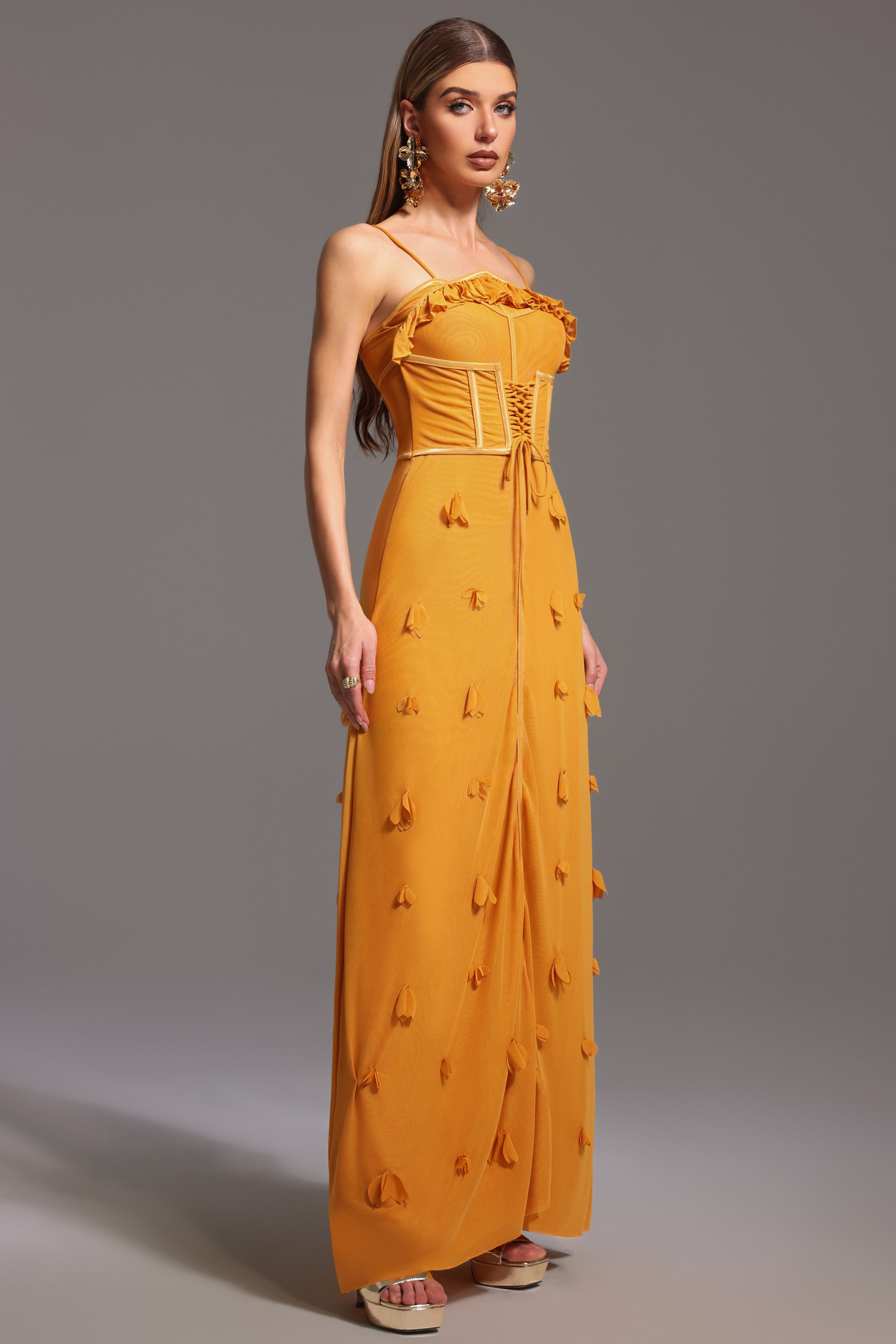 Zuly Sleeveless Lacing Flowers Maxi Dress