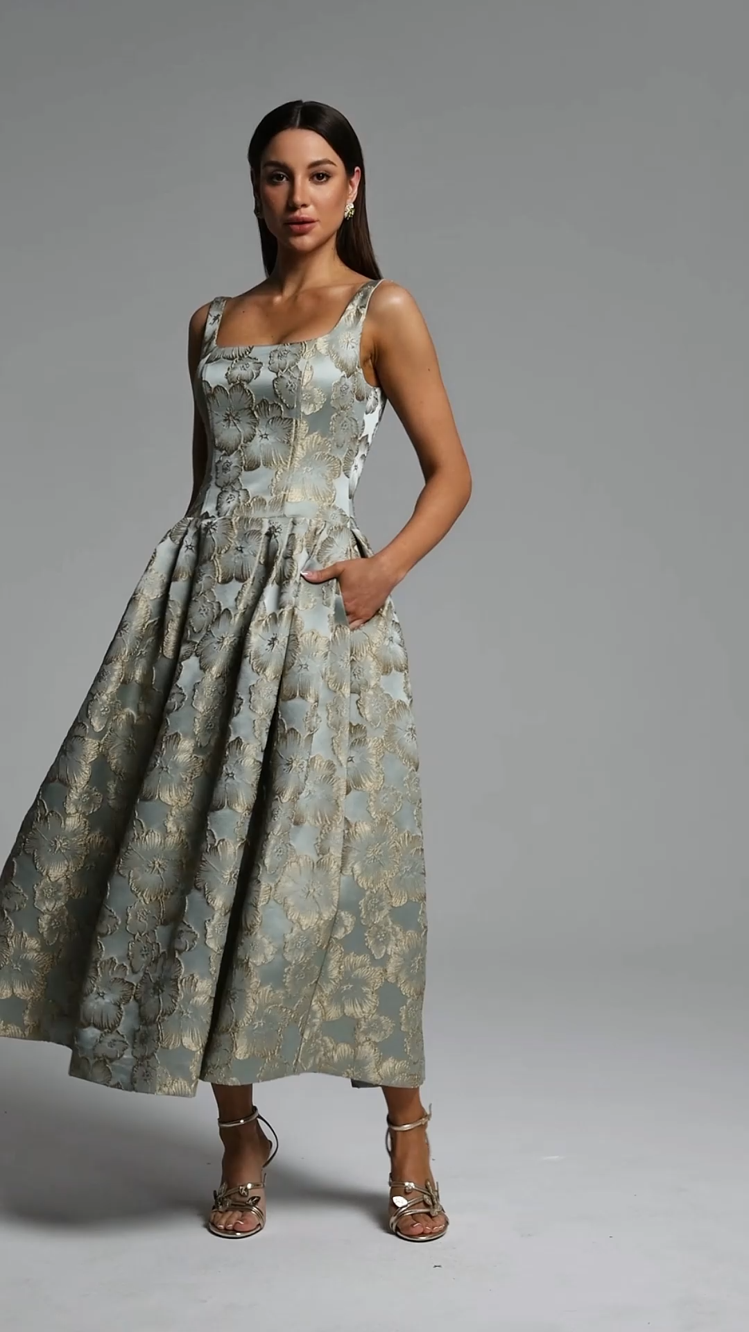 Kerta Elegant Tailored Square Neck Jacquard Pleated Floral Maxi Dress