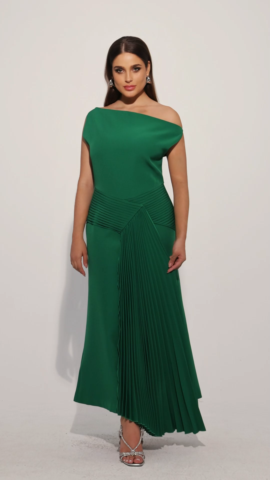 Paulina Oblique Shoulder Sleeveless Folds Green Midi Dress