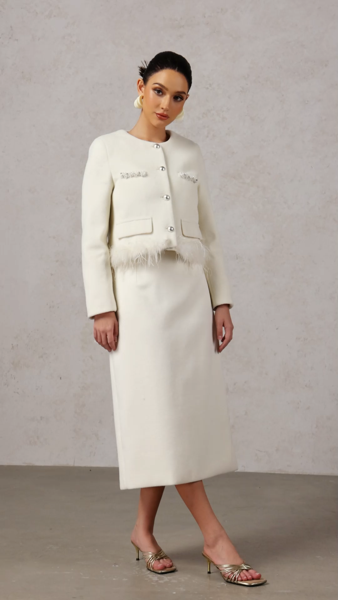 Kamo Round Neck Long Sleeves Artificial Feather Top And Skirt Two-Piece Set