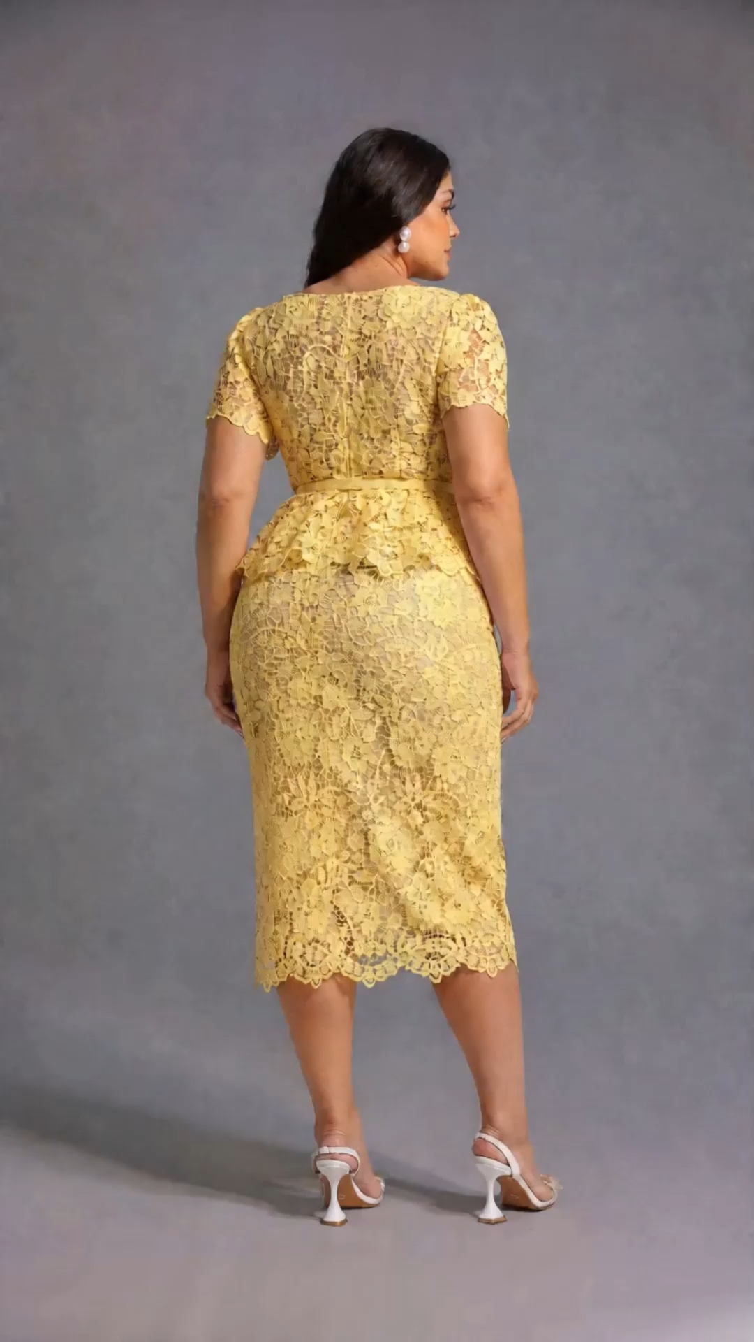 Quinn Elegant Cinched Short Sleeve Floral Lace Maxi Dress