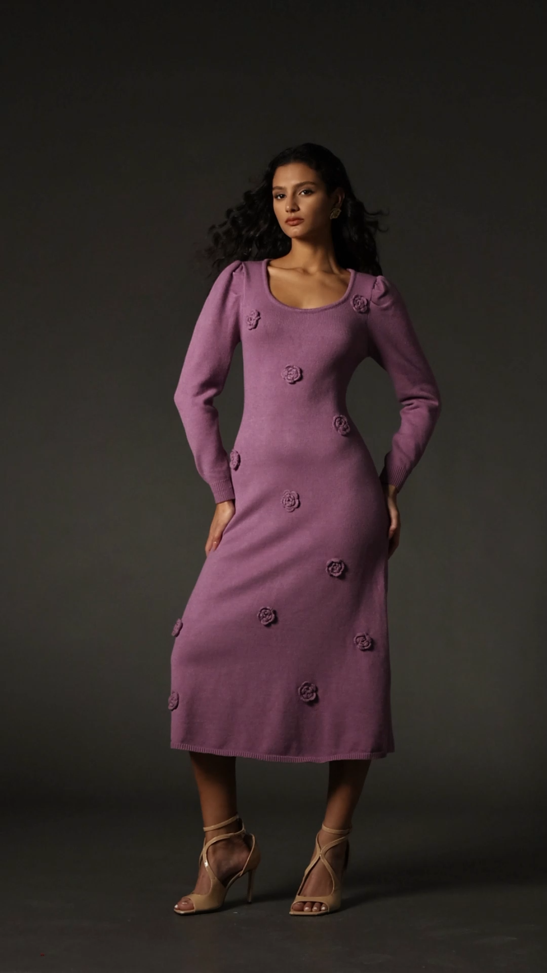 Vole Round Neck Puff Sleeves Flowers Maxi Dress