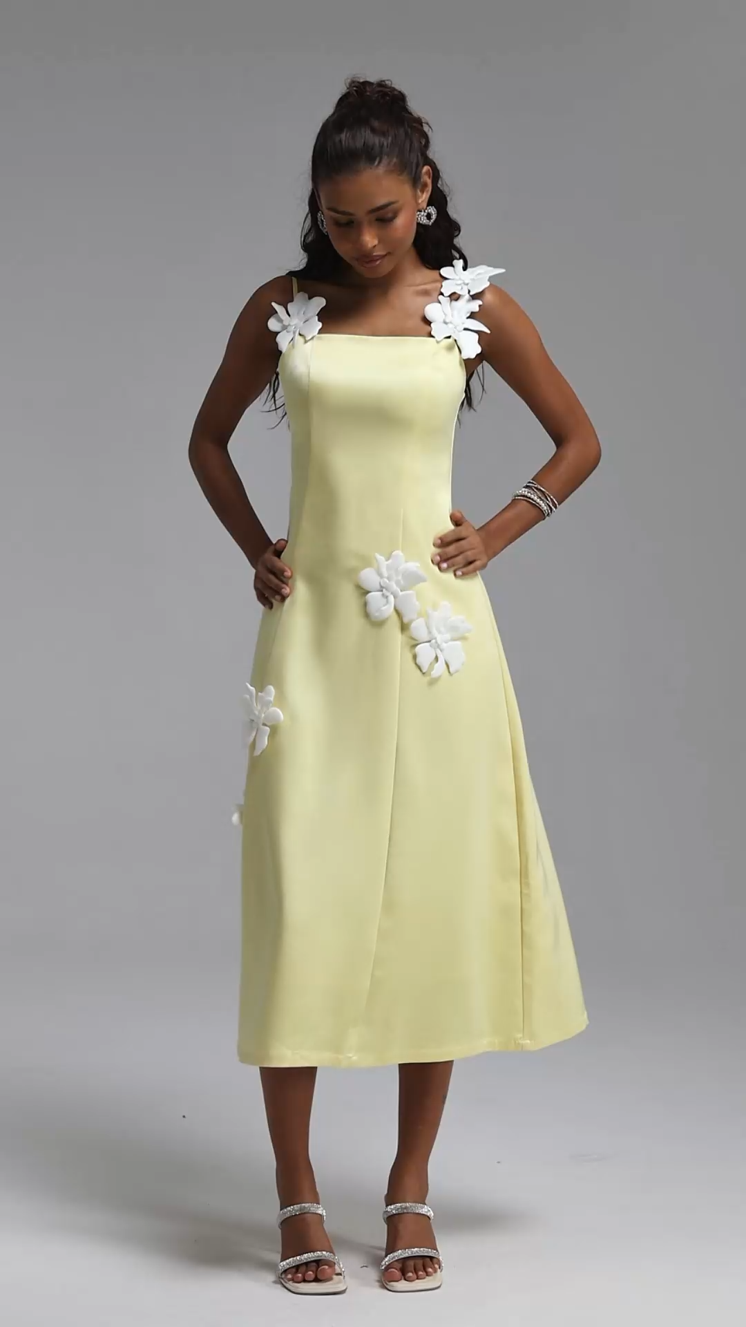 Liviya Elegant Tailored Spaghetti Strap Floral Woven Midi Dress