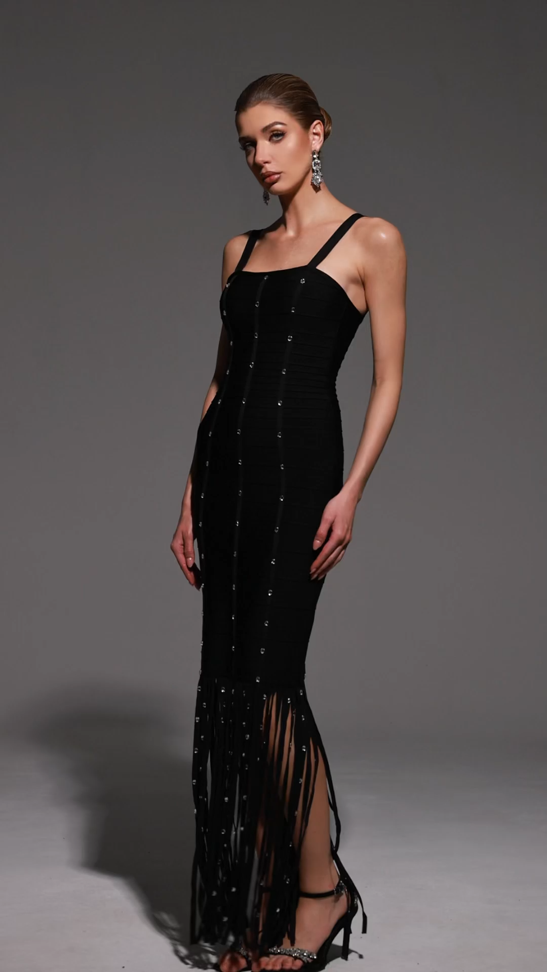 Leah Sleeveless Diamond Tassel Bandage Maxi Dress