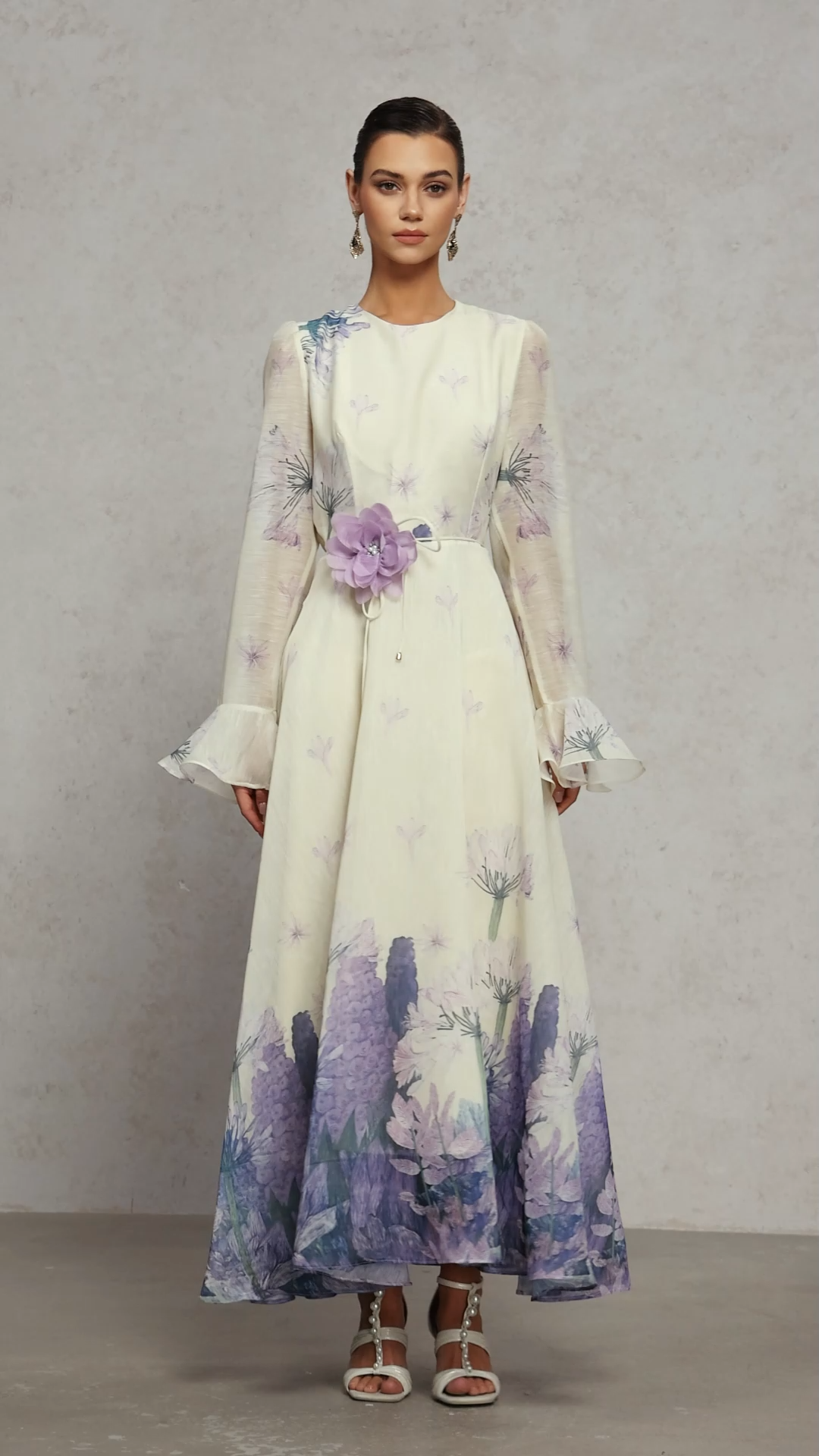 Talia Resort Flowy Long Sleeve Printed Floral Woven Maxi Dress