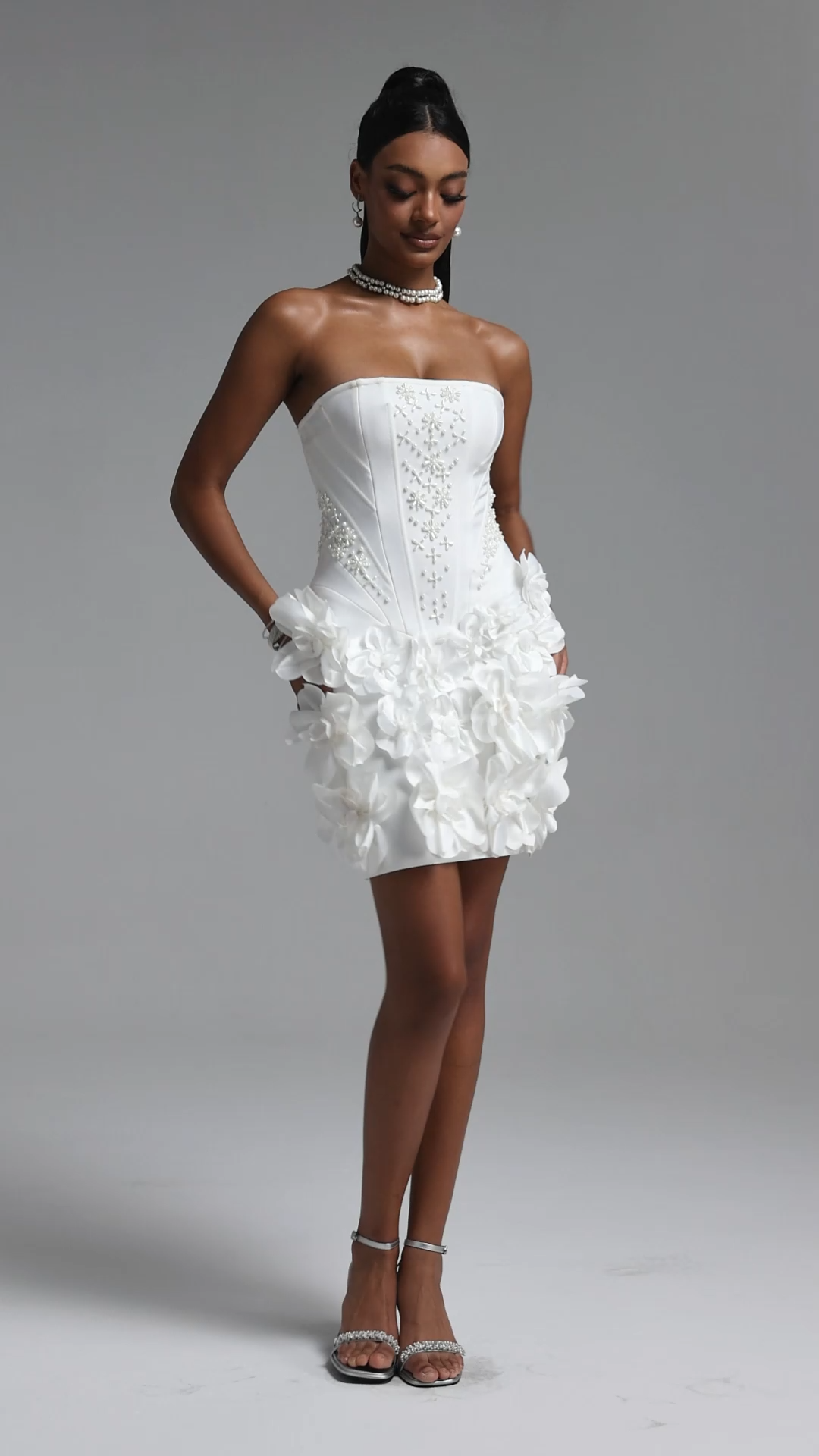 Elegant Waist-Cinched Strapless Pearl Floral Mini Bandage Dress