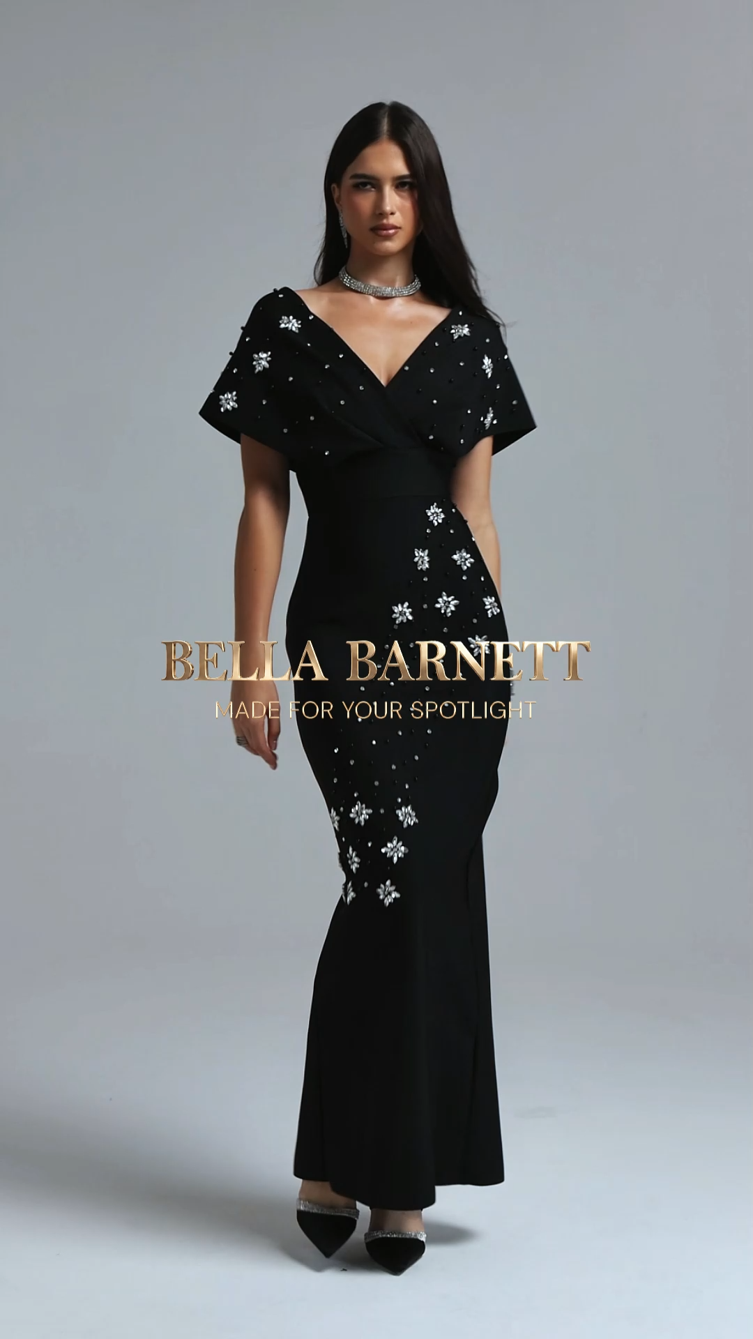 Ternan Classic V Neck Sleeveless Rhinestone Floral Bandage Maxi Dress