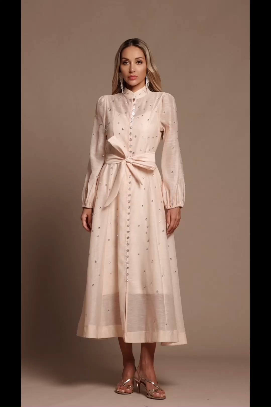 Mead Long Sleeves Diamond Maxi Dress