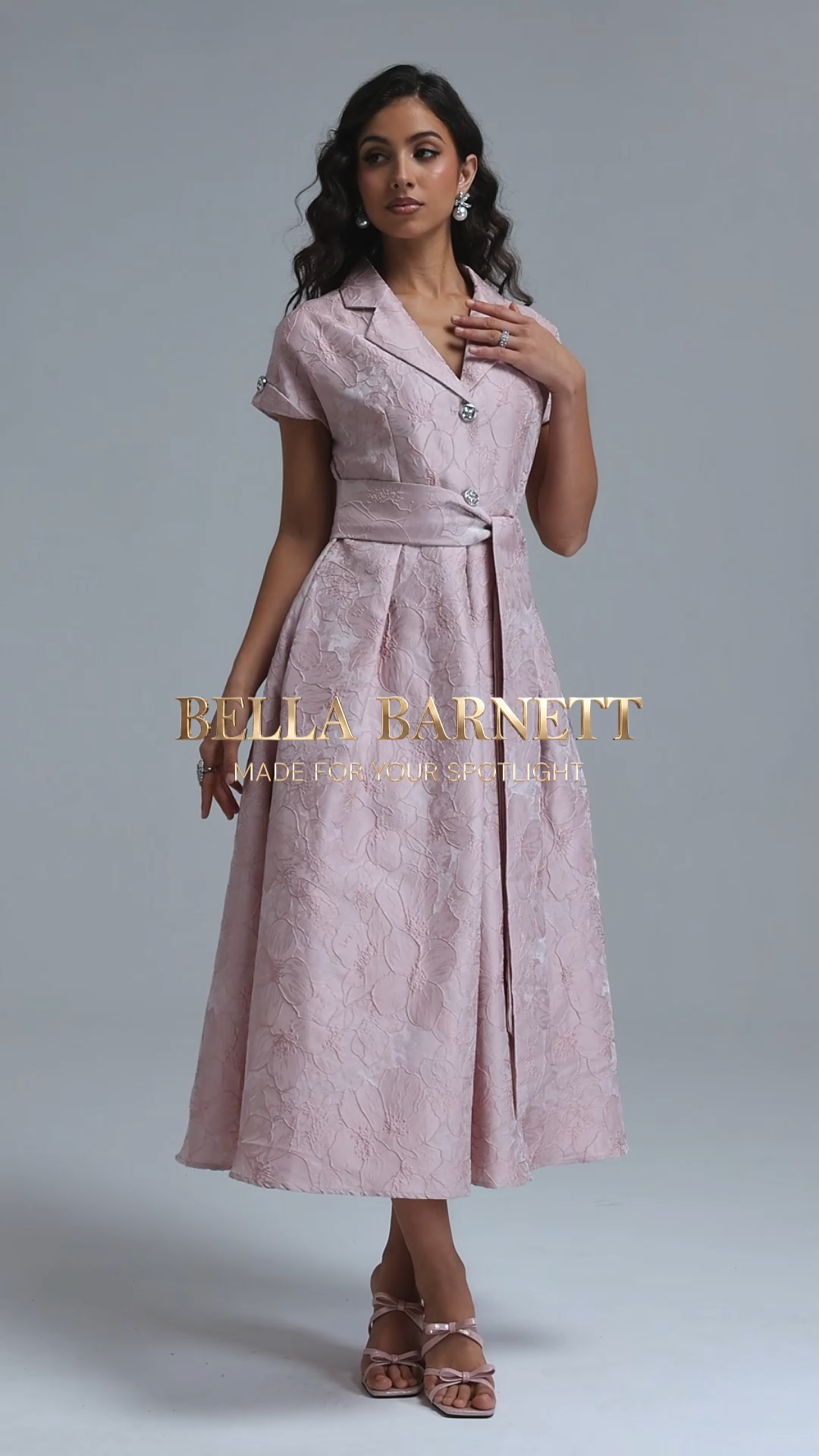 Derya Vintage Tailored Short Sleeve Jacquard Woven Maxi Dress