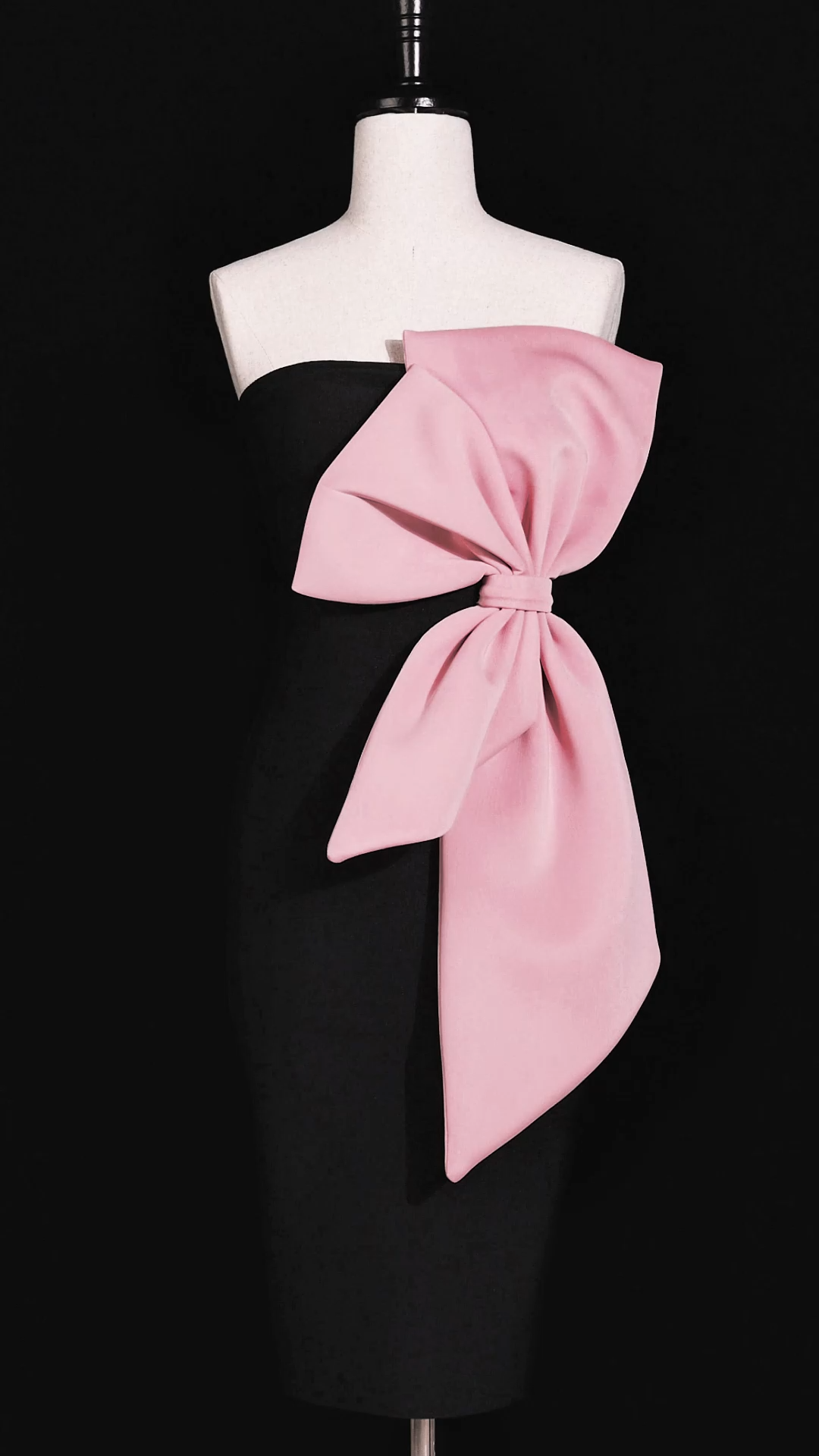 Eiffel Sleeveless Bow Bandage Mini Dress