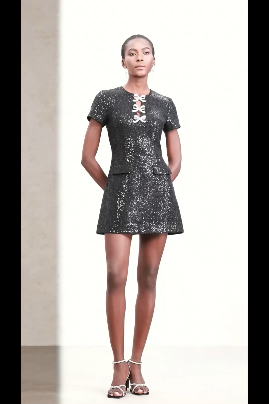 Erele Short Sleeves Bowknot Sequin Mini Dress