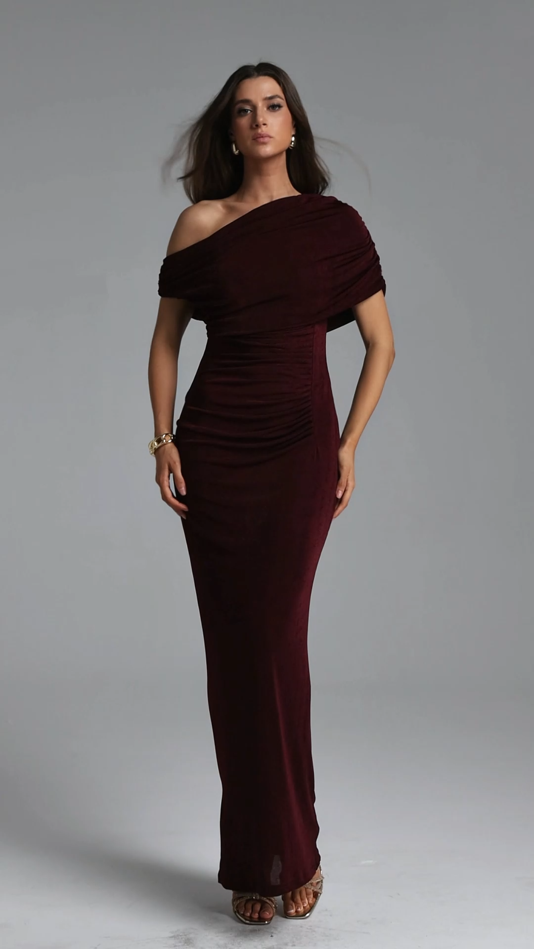 Eithne Chic Contour One Shoulder Ruched Knit Maxi Dress