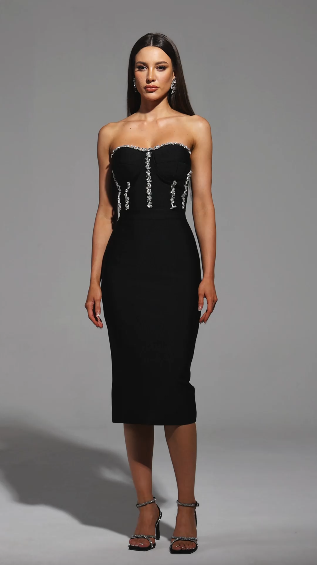 m Hena Sleeveless Diamond Bandage Maxi Dress – Bellabarnett