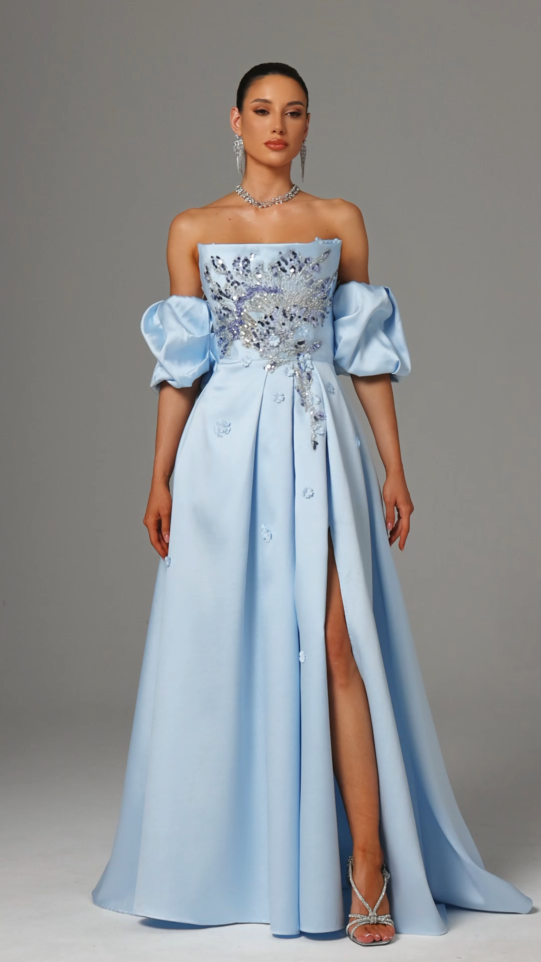 Winni Off-Shoulder Floral Embroidered High Slit Maxi Dress