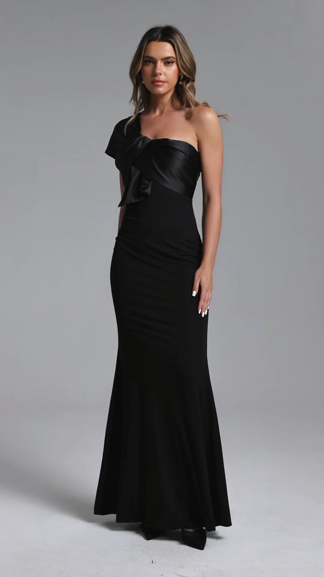 Milline Elegant Contour One Shoulder Twist Maxi Dress