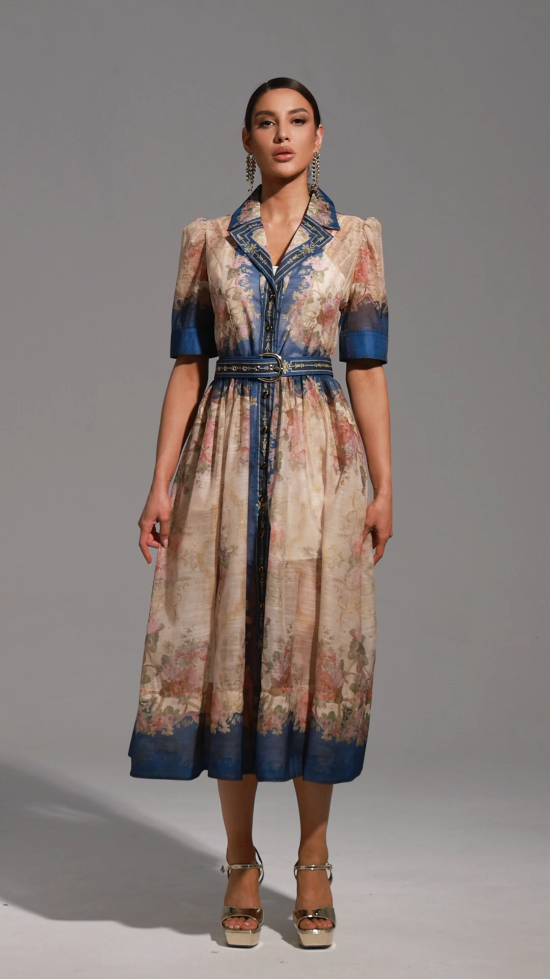 Paloma  Short Sleeve Floral Printed Midi Dress