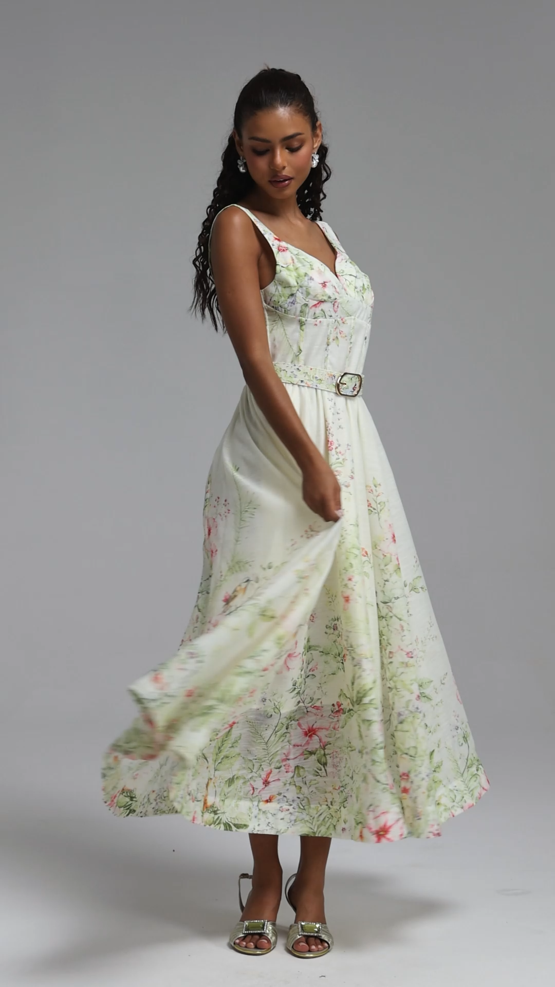 Veronic Romantic Tailored Sleeveless Floral Print Woven Maxi Dress