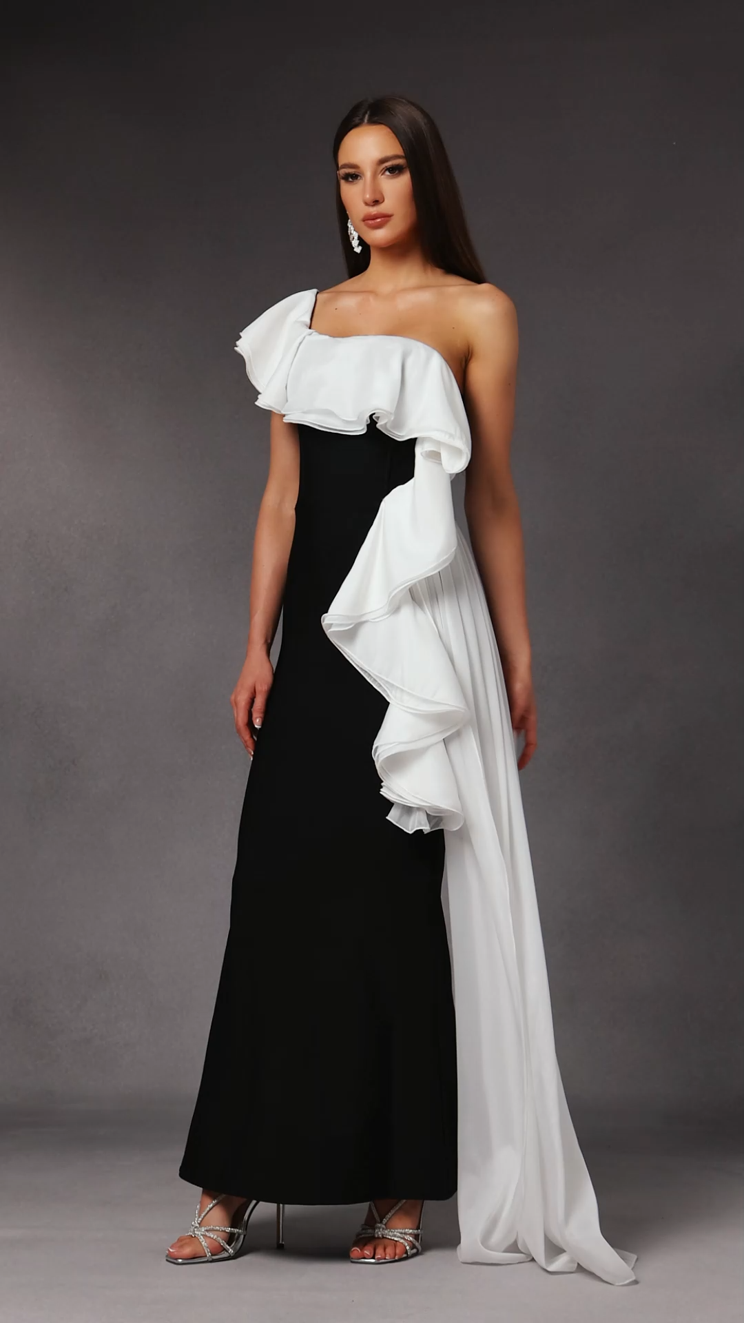 Fifer Sleeveless Off-The-Shoulder Flounce Bandage Maxi Dress