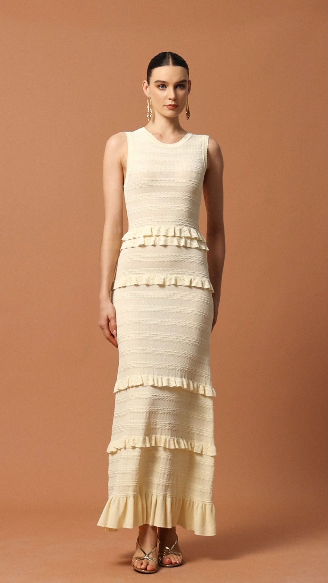 Koko Round Neck Sleeveless Folds Maxi Dress