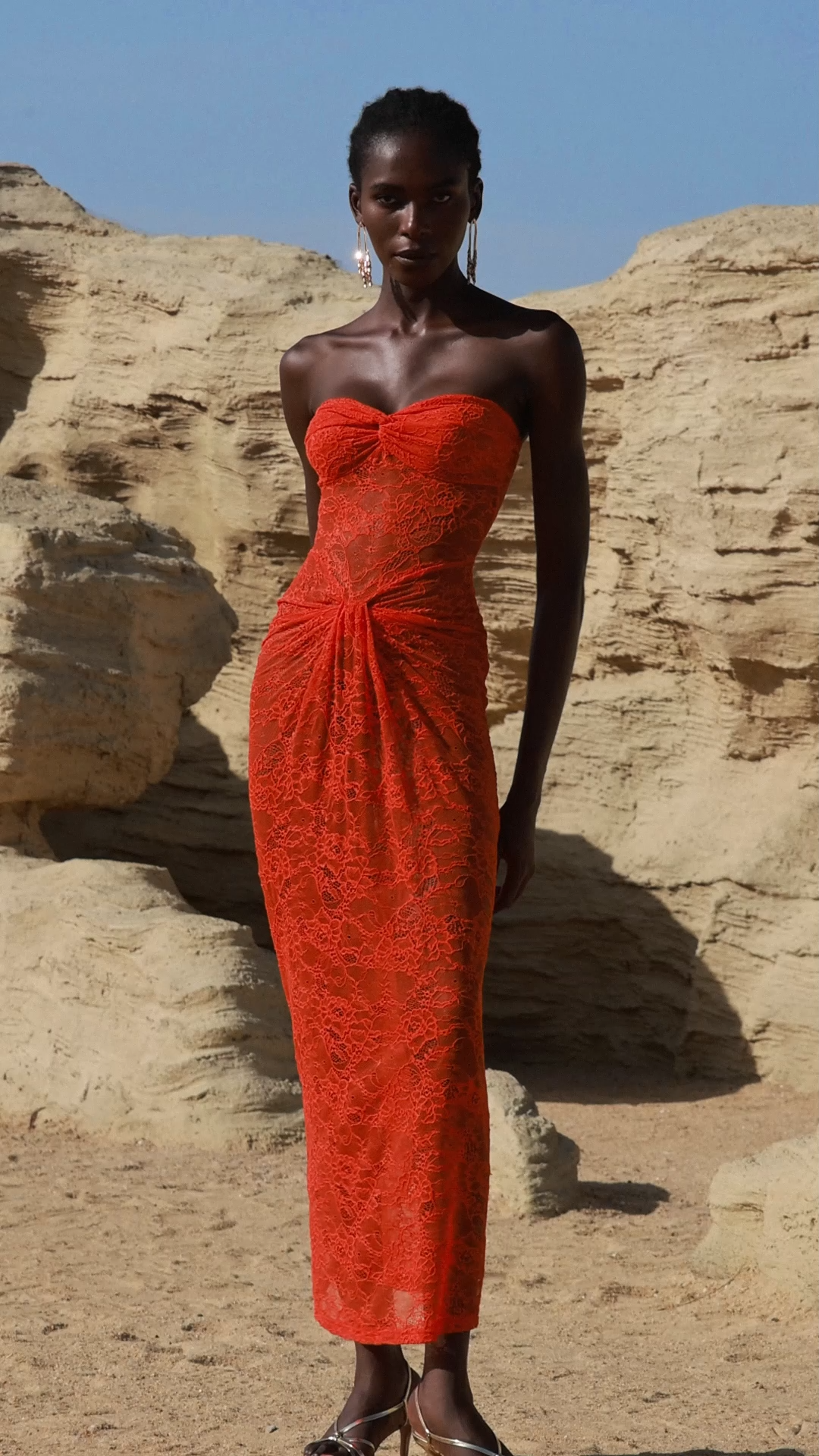 Selien Sleeveless Lace Maxi Dress