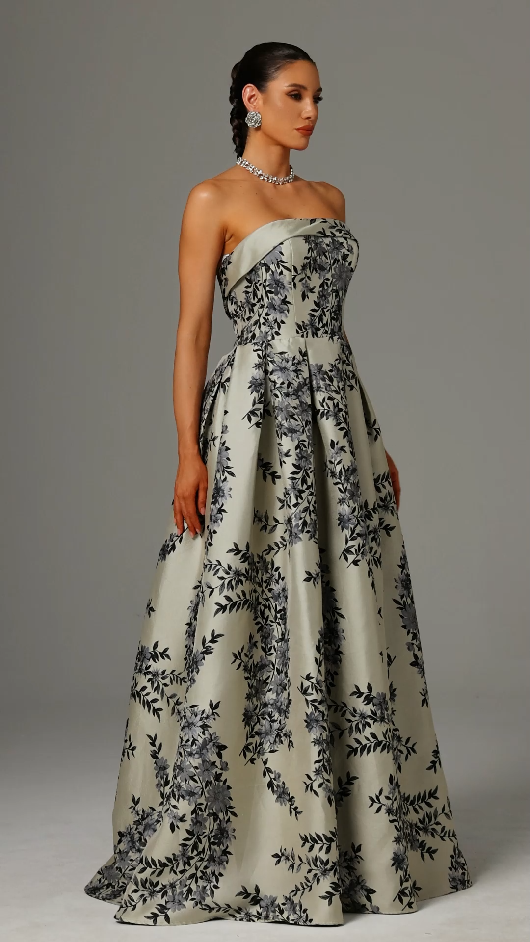 Zeno Strapless Floral Embroidery Maxi Dress