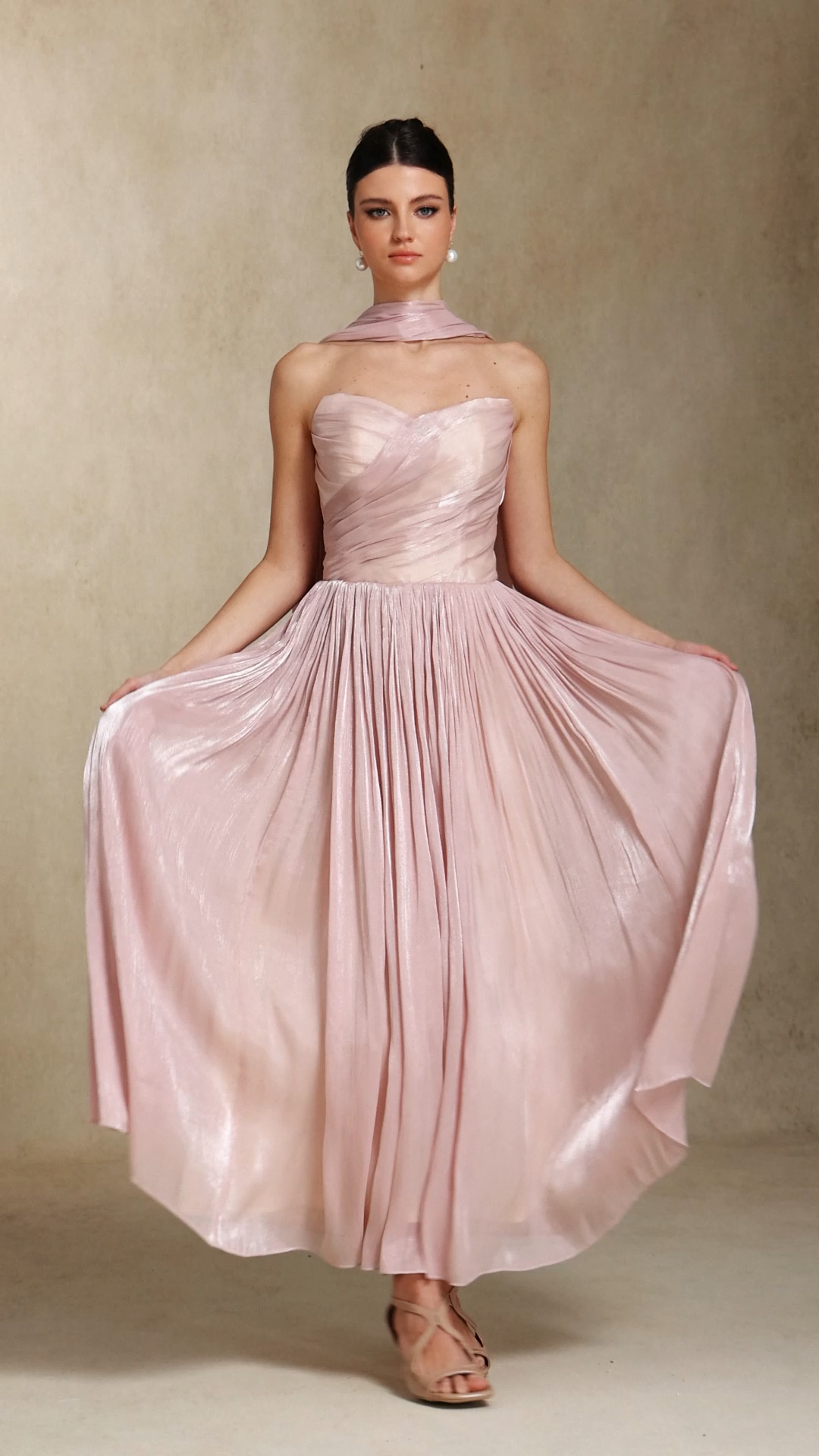 Yeil  Fold Ribbon Midi length evening dress