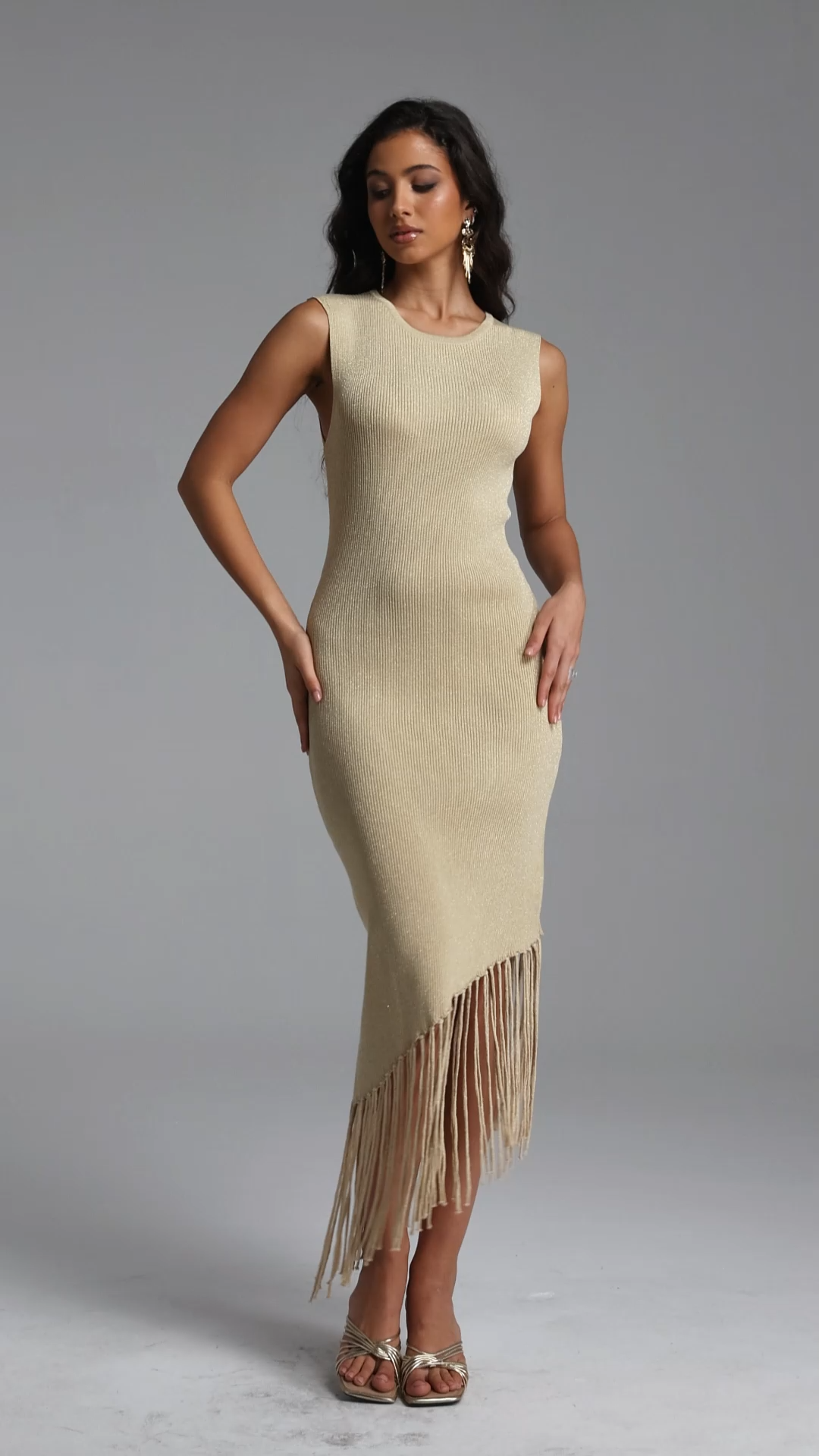Garela Elegant Contour Round Neck Sleeveless Knit Maxi Dress